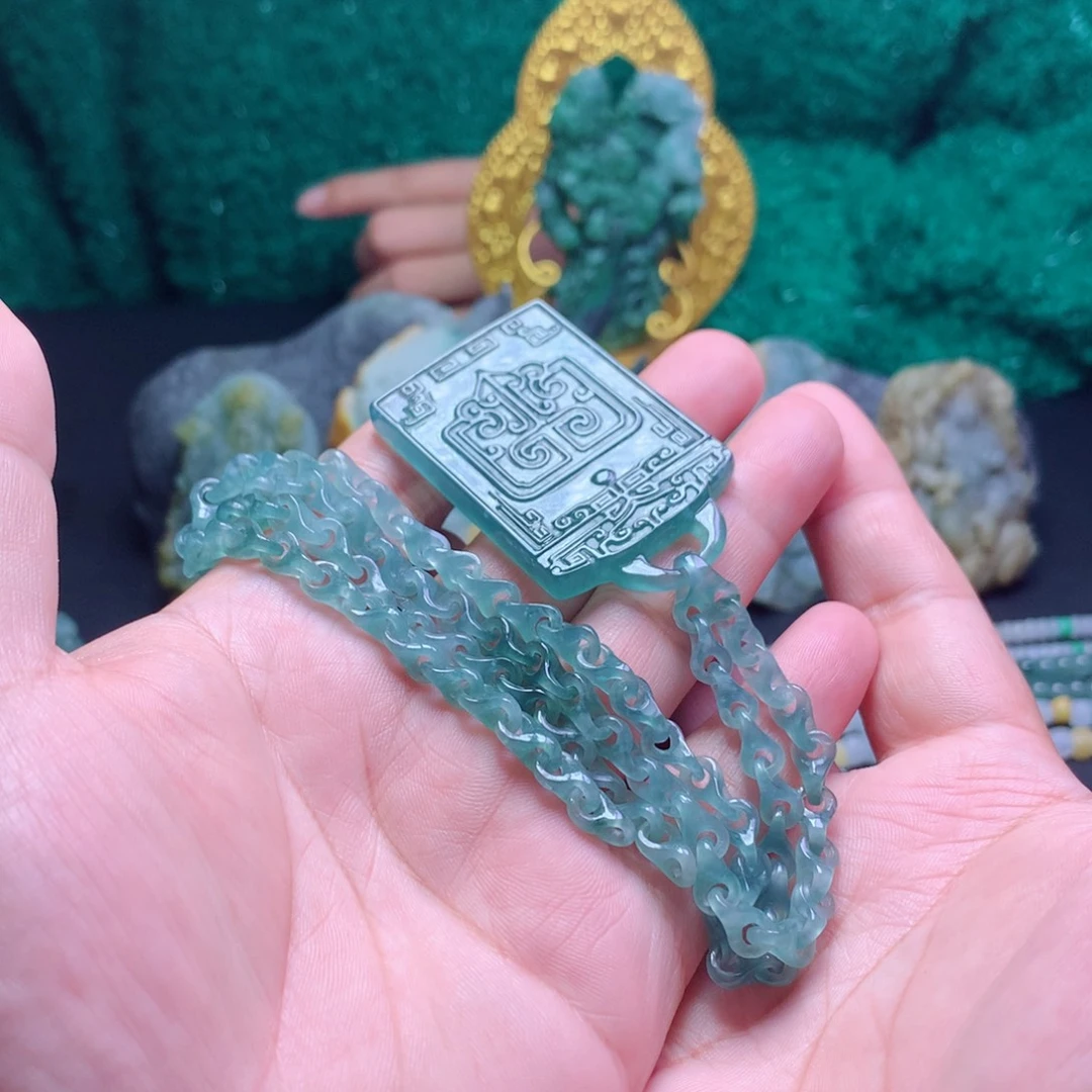 汪***永定制翡翠未镶嵌翡翠