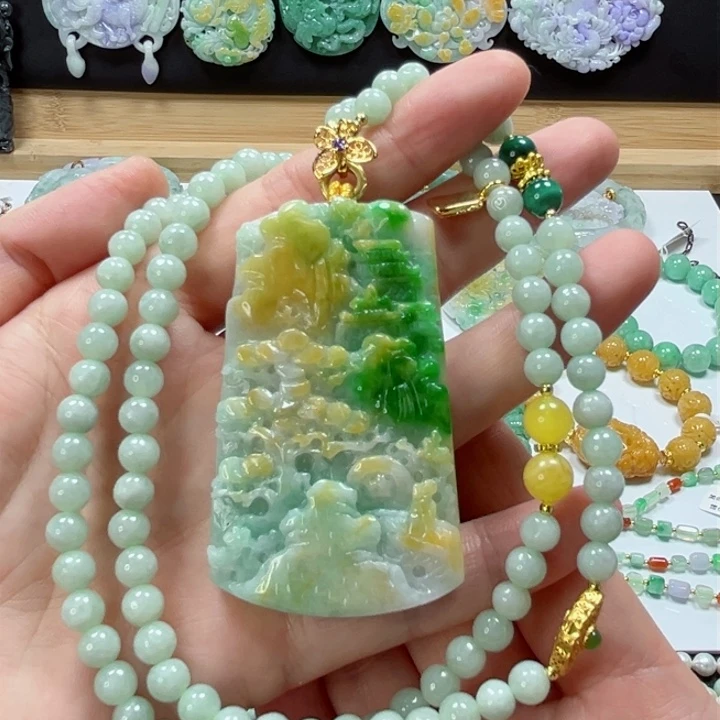 颈饰未镶嵌翡翠吊坠