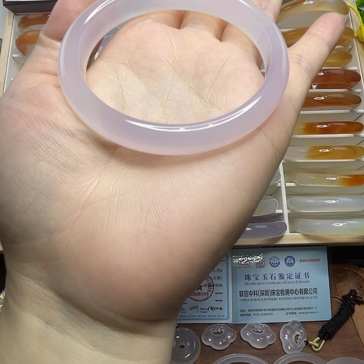 玛瑙/玉髓未镶嵌手镯