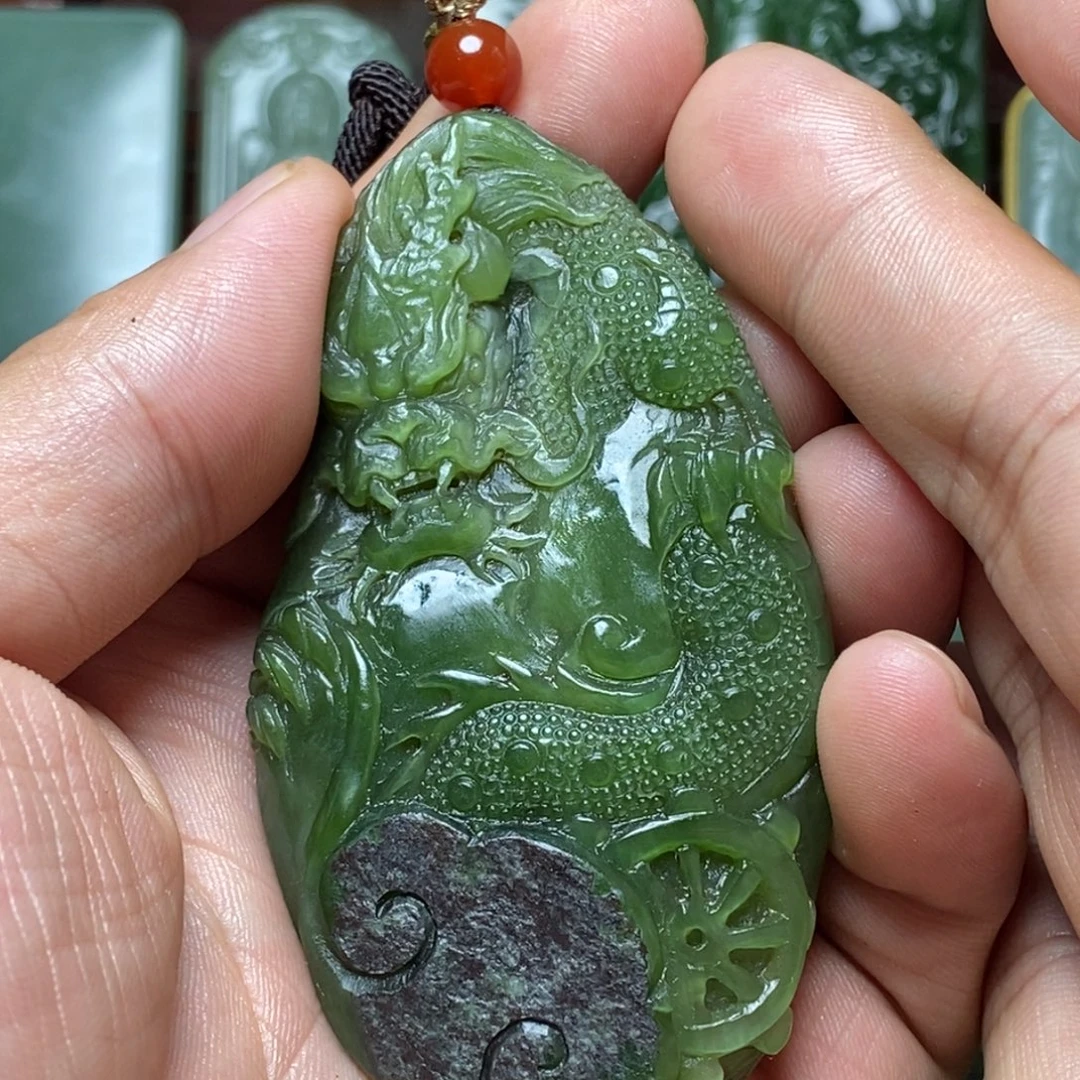 和田玉（碧玉）未镶嵌把件