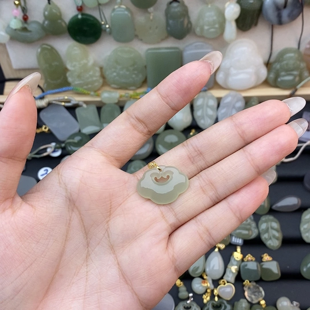和田玉18K金镶嵌吊坠(不含链)