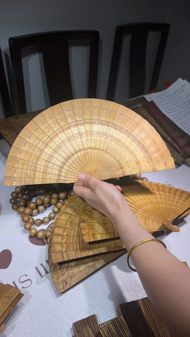 18尺寸扇子精品楠木老料