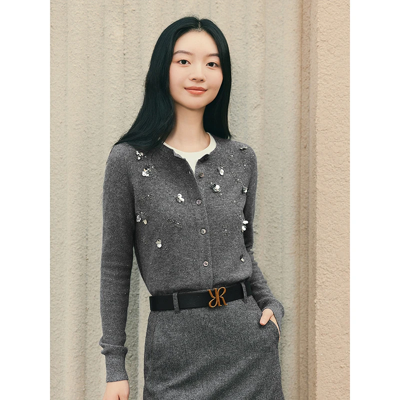 YINER音儿新款时尚百搭肌理手工钉珠S型针织开衫8C66106296