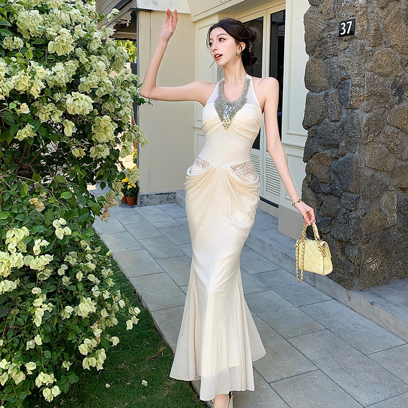 实拍2025夏新法式钉珠挂脖连衣裙女礼服长裙名媛风收腰包臀鱼尾裙