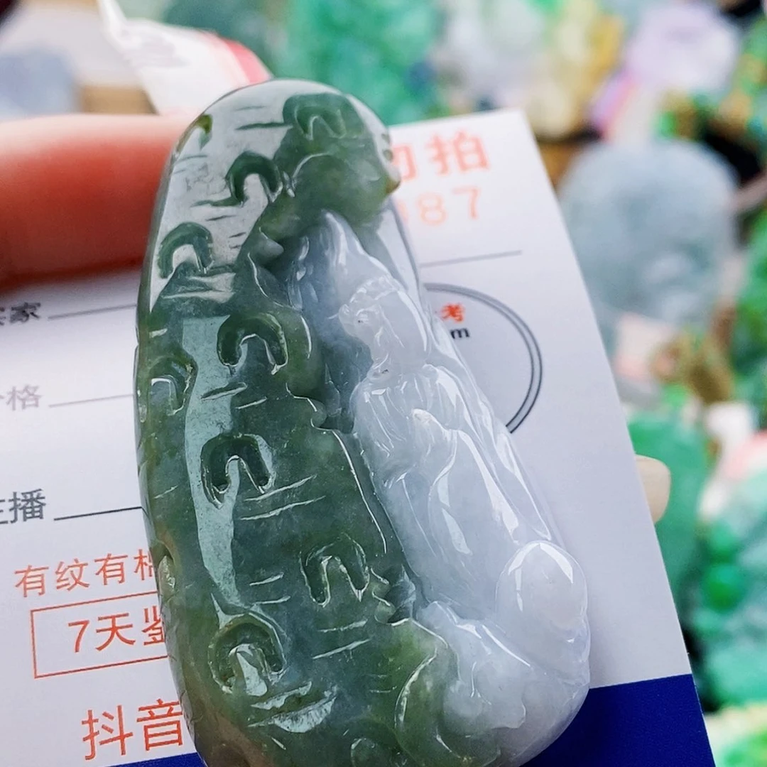 吊坠(不含链)未镶嵌翡翠