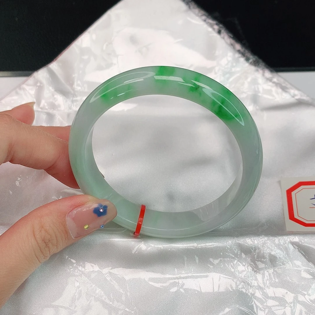 翡翠手镯未镶嵌天然翡翠A货015