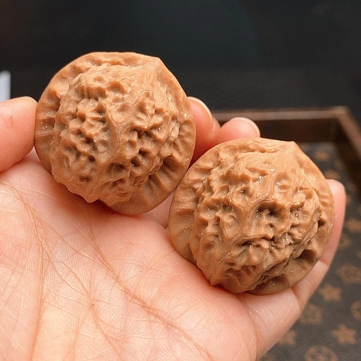 把件文玩核桃瓷娃娃