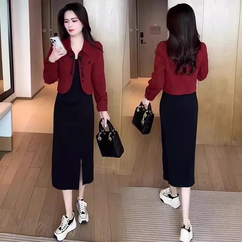 时尚套装裙女2025秋冬新款宽松休闲洋气短款牛仔外套吊带裙两件套