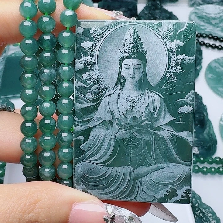 翡翠未镶嵌颈饰天然的A货翡翠多样性发其一