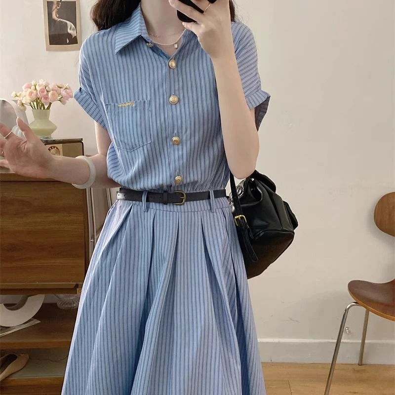 2025新款韩系学院风蓝色短袖衬衫连衣裙子女夏季气质高级收腰长裙