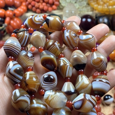 玛瑙/玉髓挂件未镶嵌