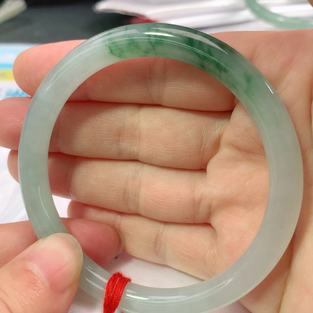 翡翠手镯未镶嵌1135号