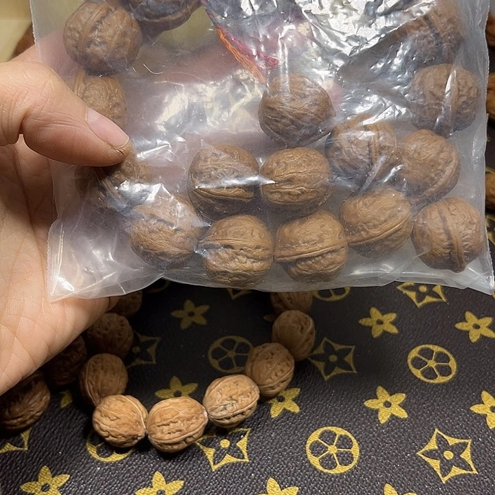 顺***福天然野生秋子手串