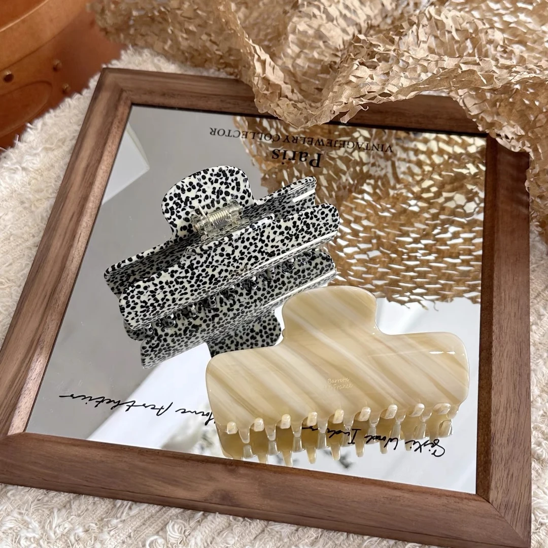 【阿敲】A1940~8cm~高级感黑白点醋酸抓夹法式复古鲨鱼夹-麦穗头饰