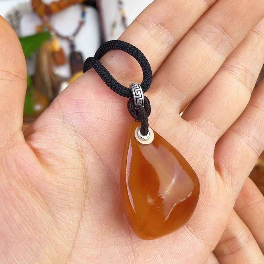 未镶嵌琥珀珠宝奇石，