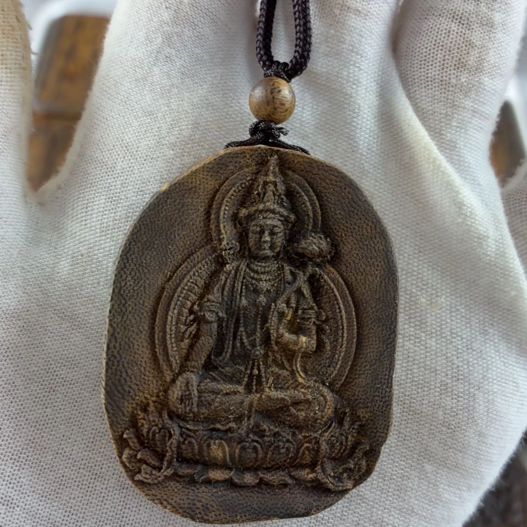 沉香沉香碎屑大势至菩萨福利价放漏仅此一个