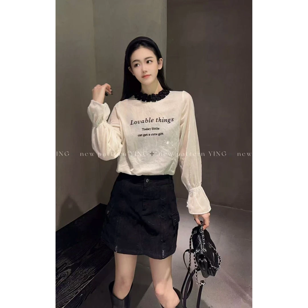 KIKI严选：39157-丽家欧货南油秋季新款时尚法式花边圆领丝绒上衣