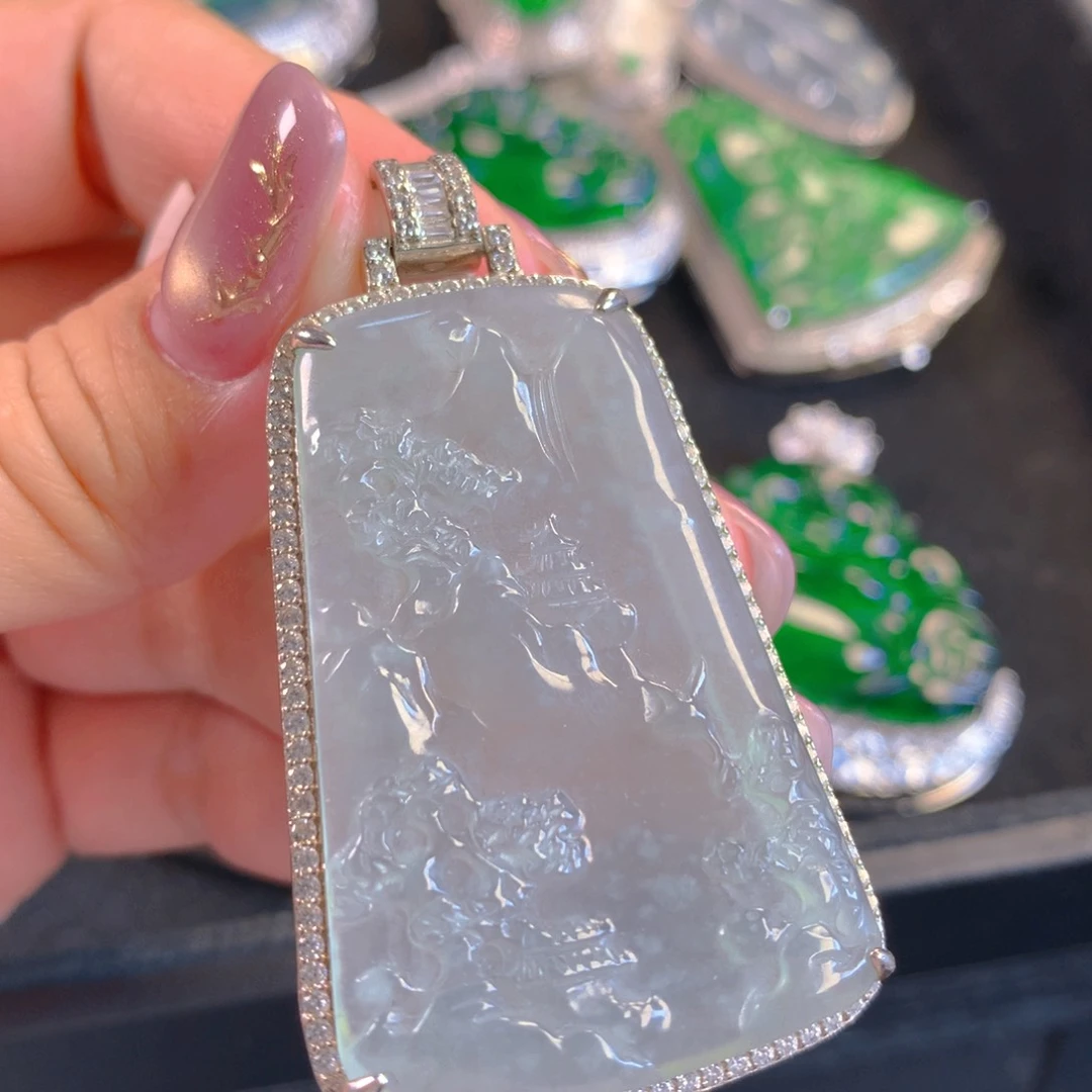 翡翠颈饰银S925镶嵌翡翠