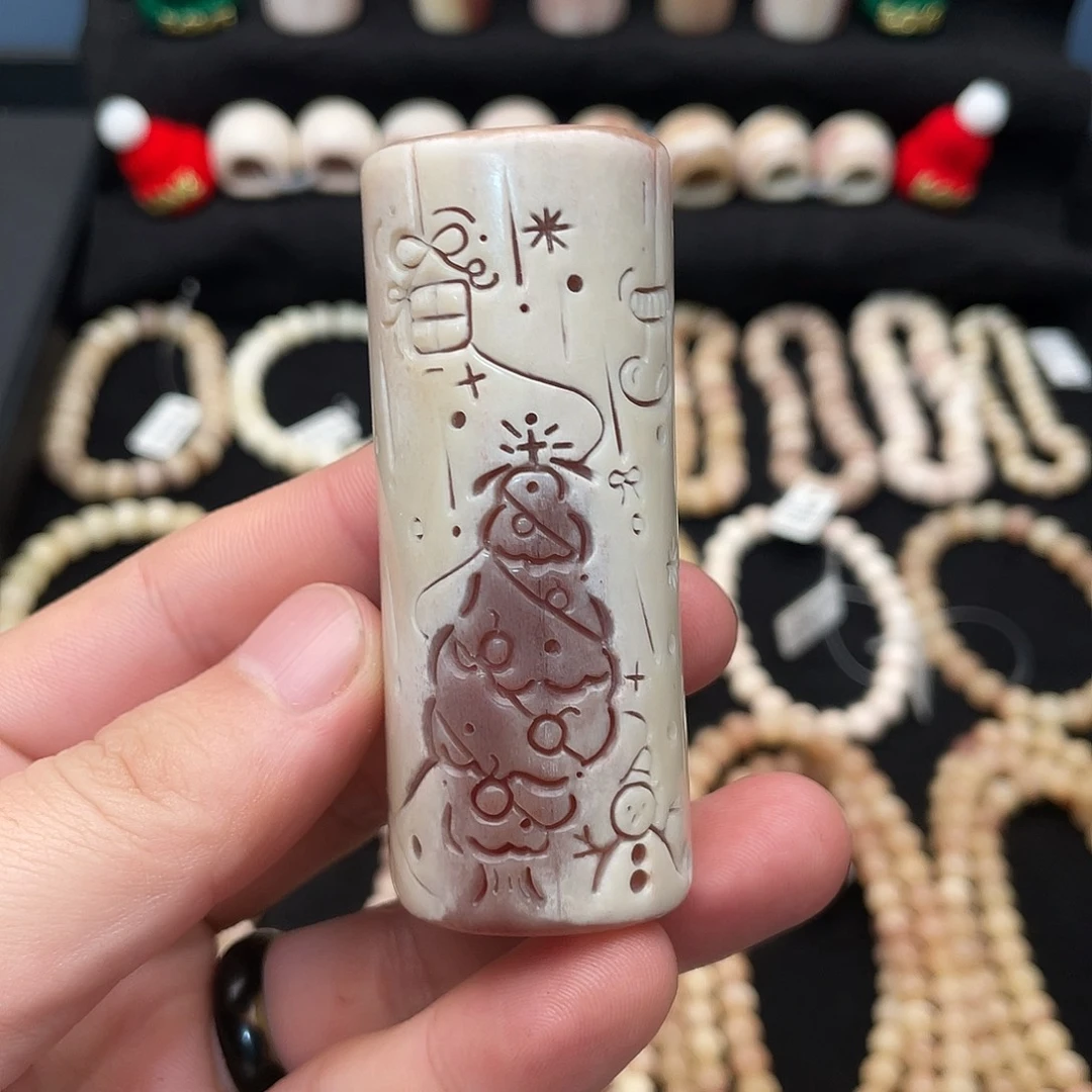 手串白玉菩提驼骨雕刻手把件