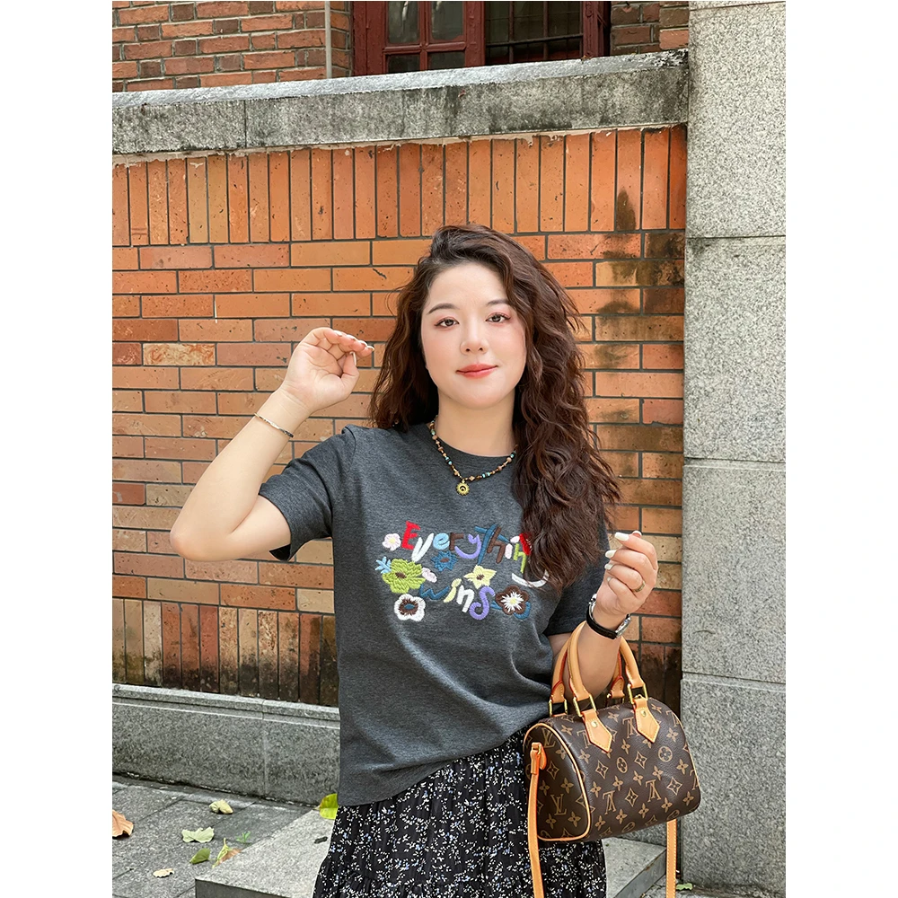 WenWen小个子新款时尚减龄休闲圆领立体刺绣短袖T恤上衣3760版