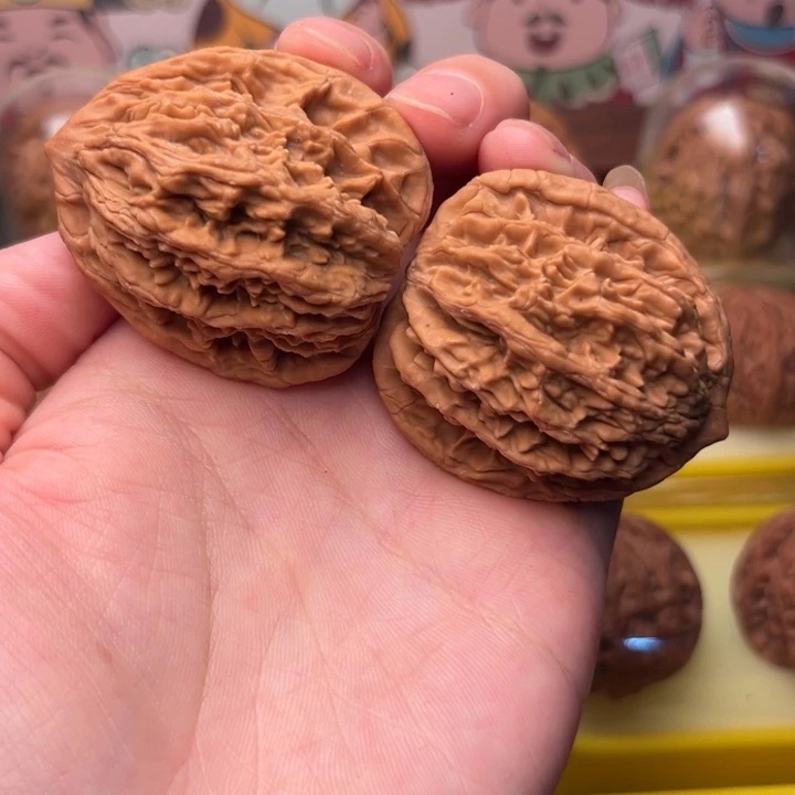 文玩核桃把件1735虎头