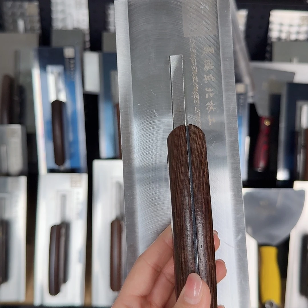 誓***头25.8.9一体油工5寸红吧灰刀