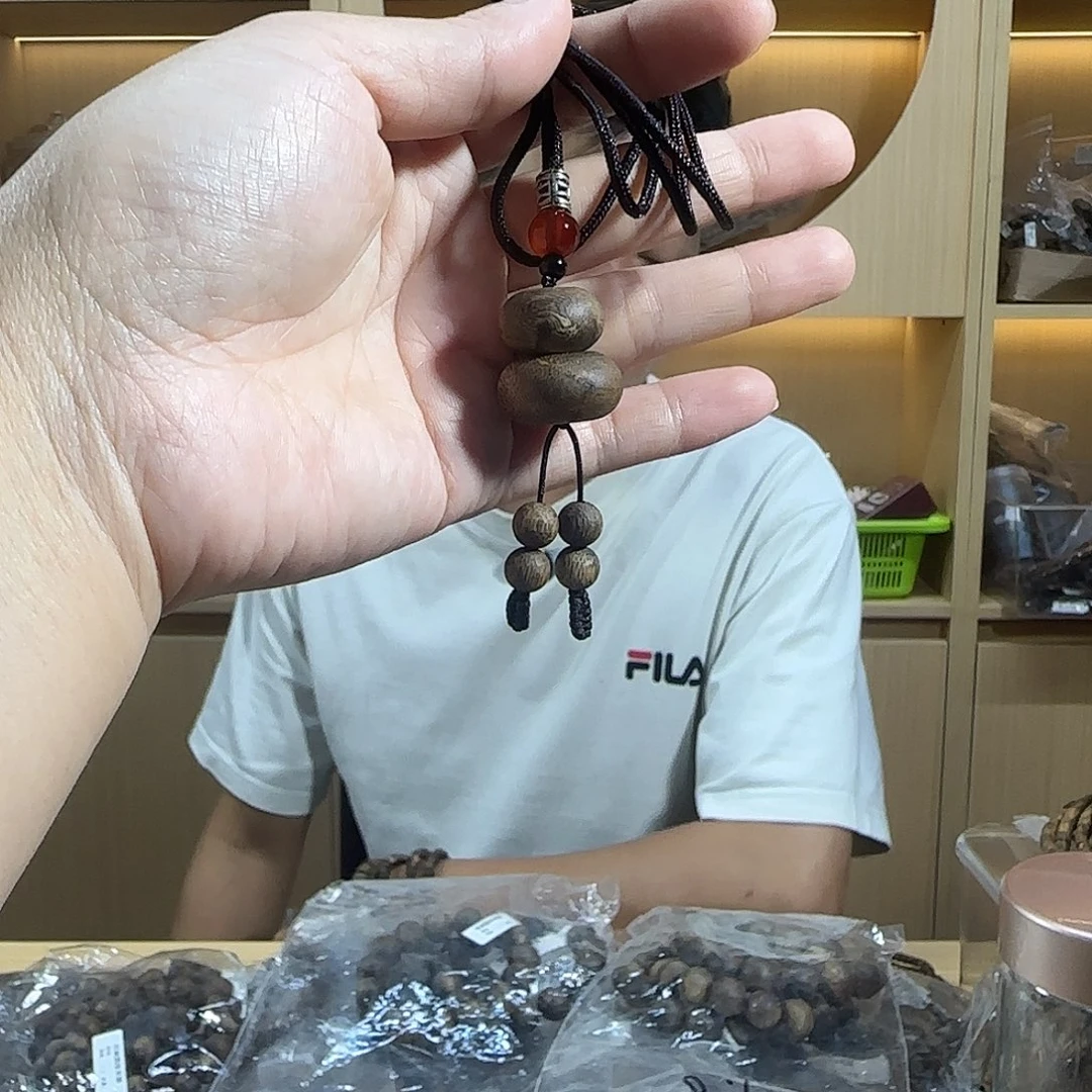 沉香碎屑沉香棋楠原材料平安扣一条多样性发一