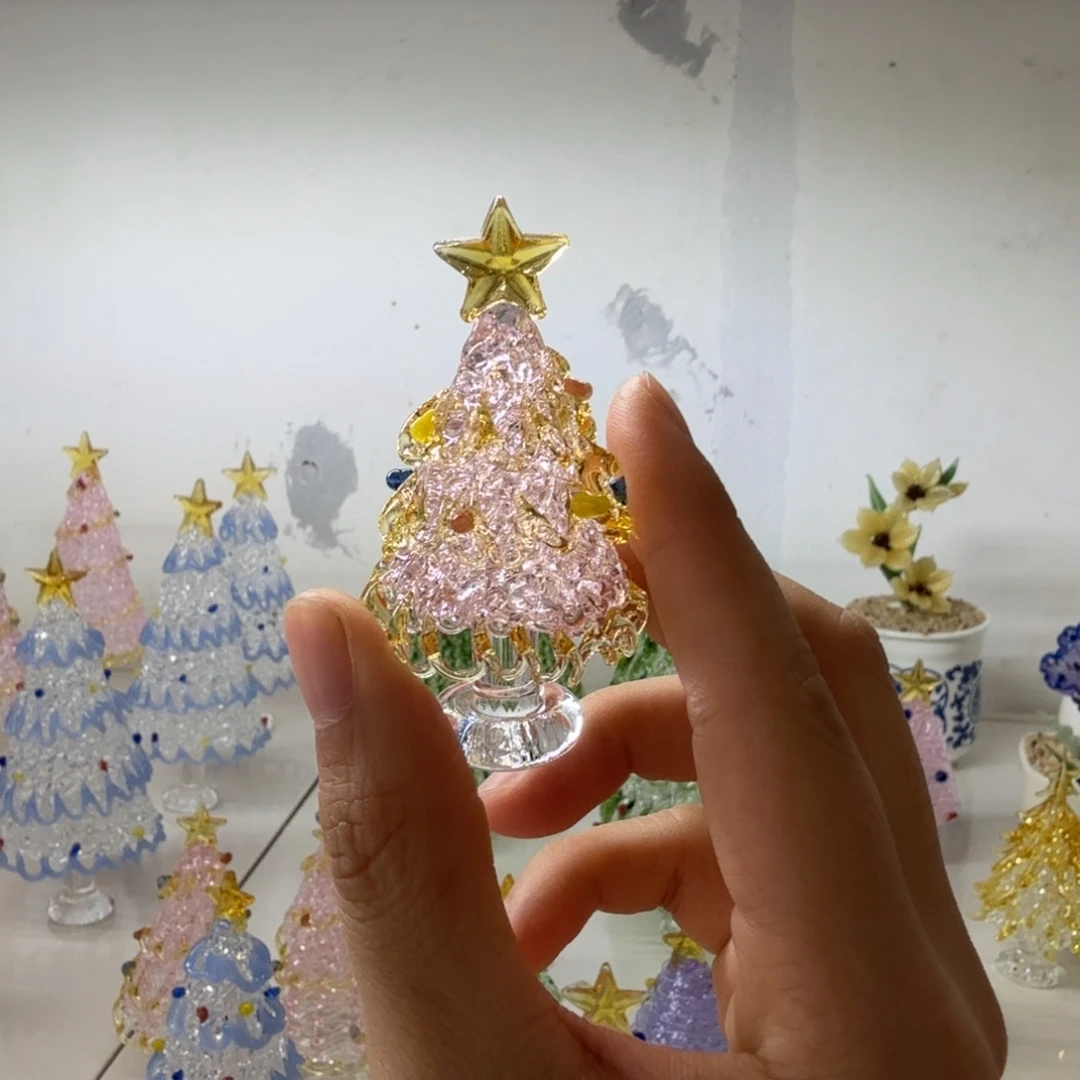 手工艺品琉璃不转6cm左右粉金圣诞树
