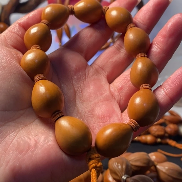 橄榄核手串/手链1.7鸽子蛋