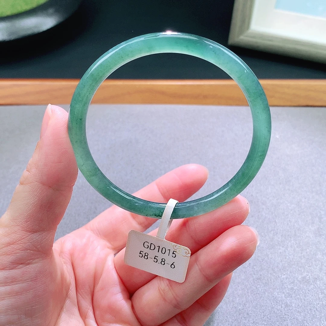 翡翠未镶嵌手镯天然翡翠手镯a货