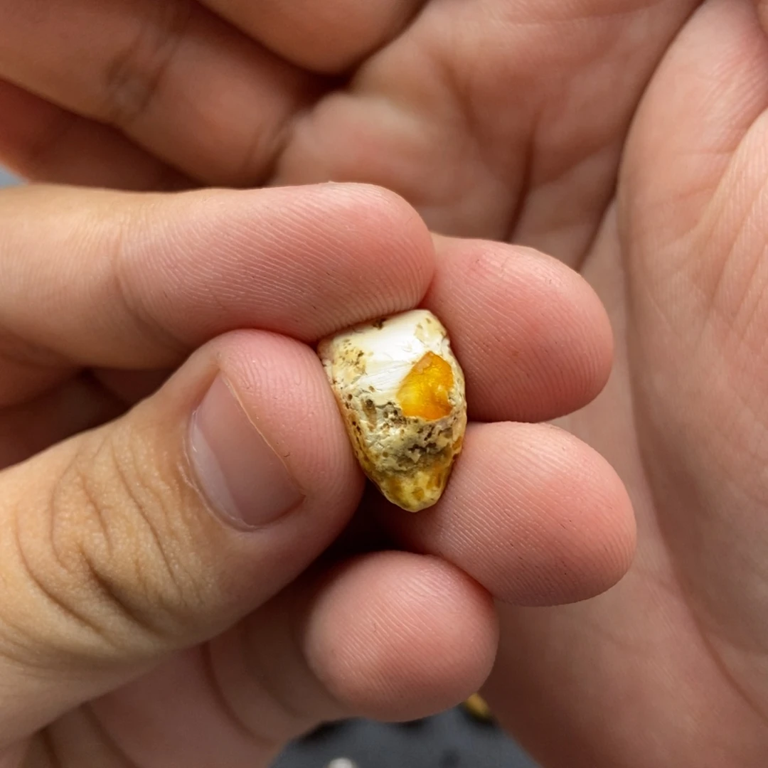 牛***.定制琥珀未镶嵌定制