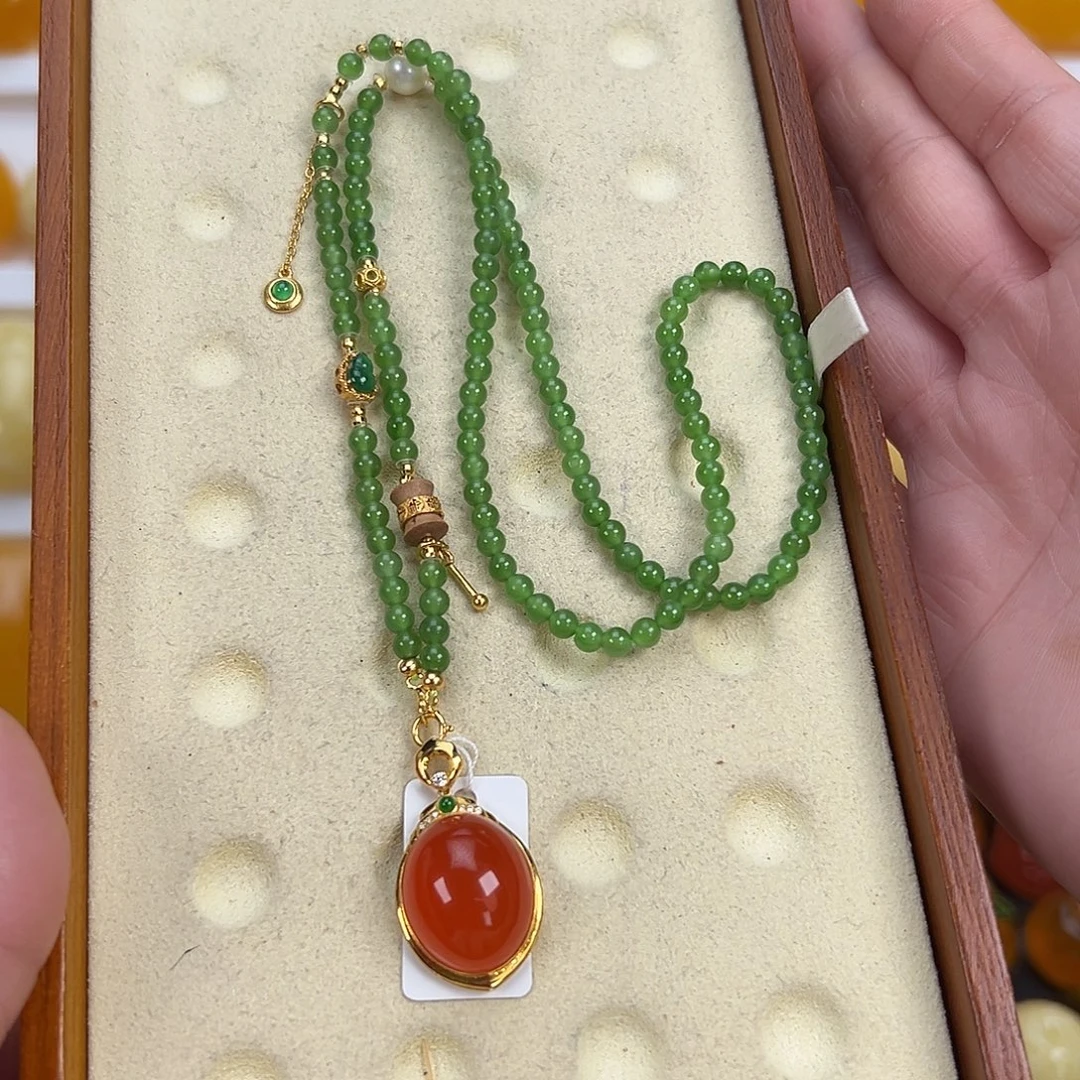 南红玛瑙18K金镶嵌吊坠(赠链)4.8克