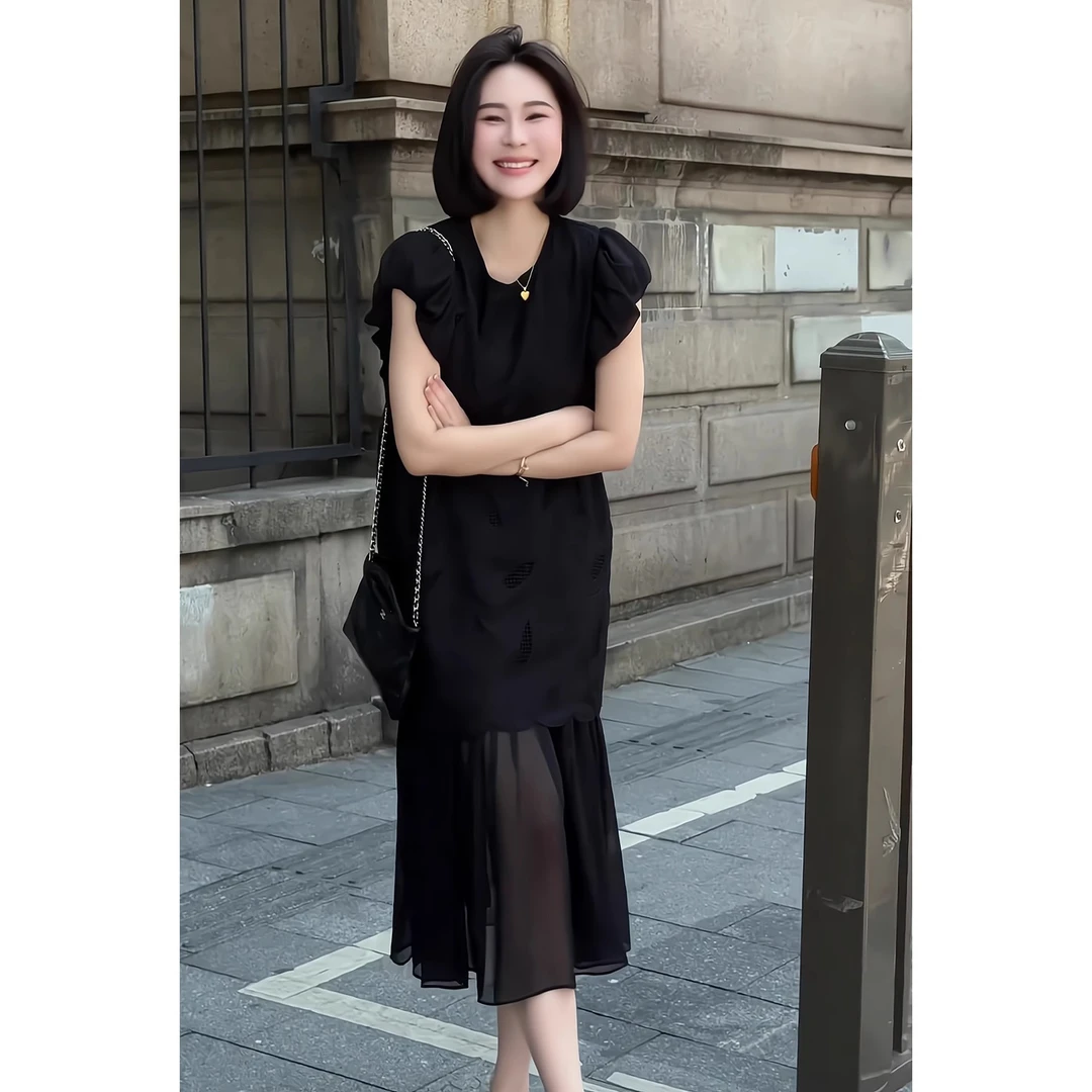 韩系简约高级感休闲黑色连衣裙女夏季设计感宽松气质网纱百搭长裙