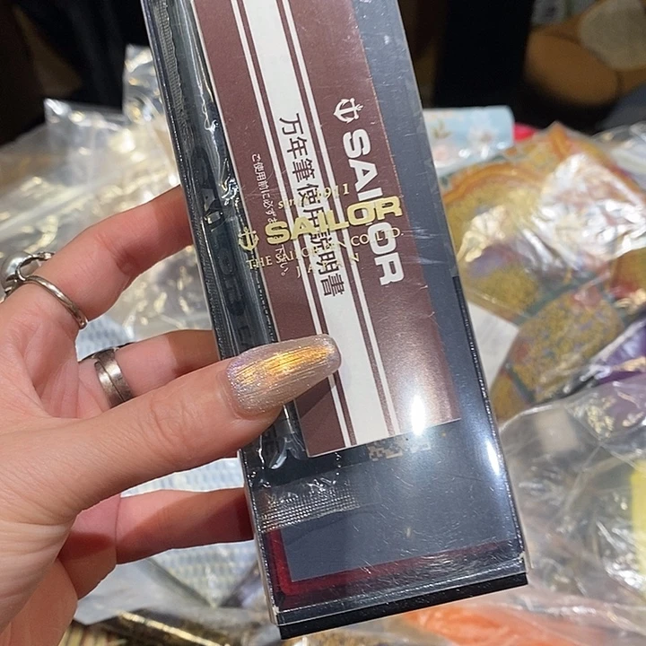 菲***鹅中古香水沐浴露持久留香