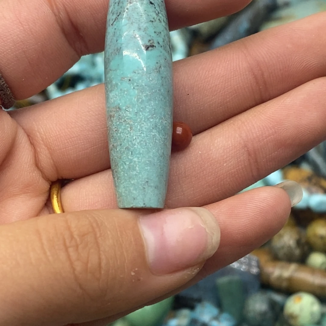 南红玛瑙未镶嵌珠宝奇石