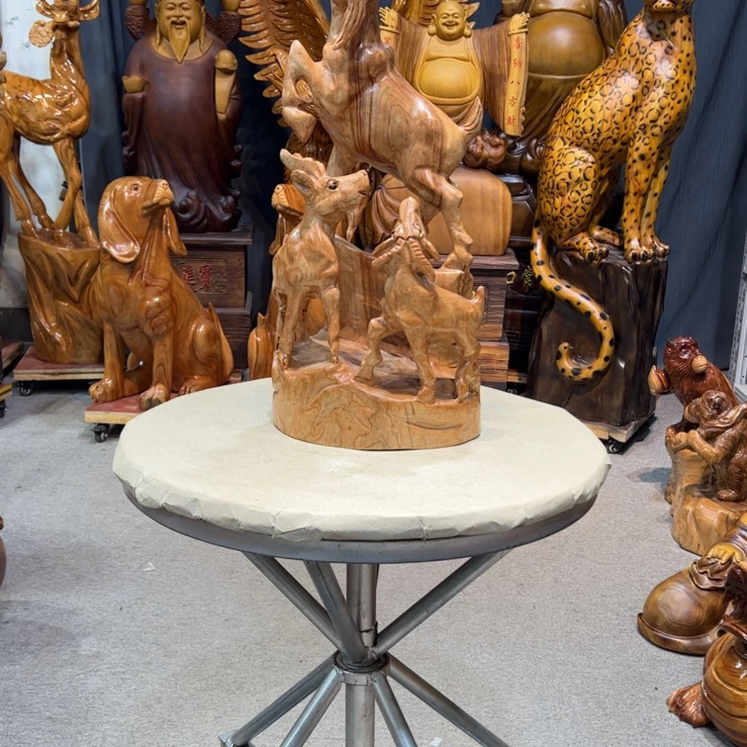 香樟木励*哥香樟木材质三阳开泰摆件