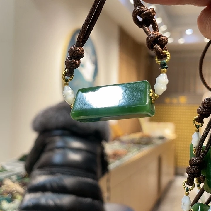 【闪购商品】和田玉颈饰未镶嵌