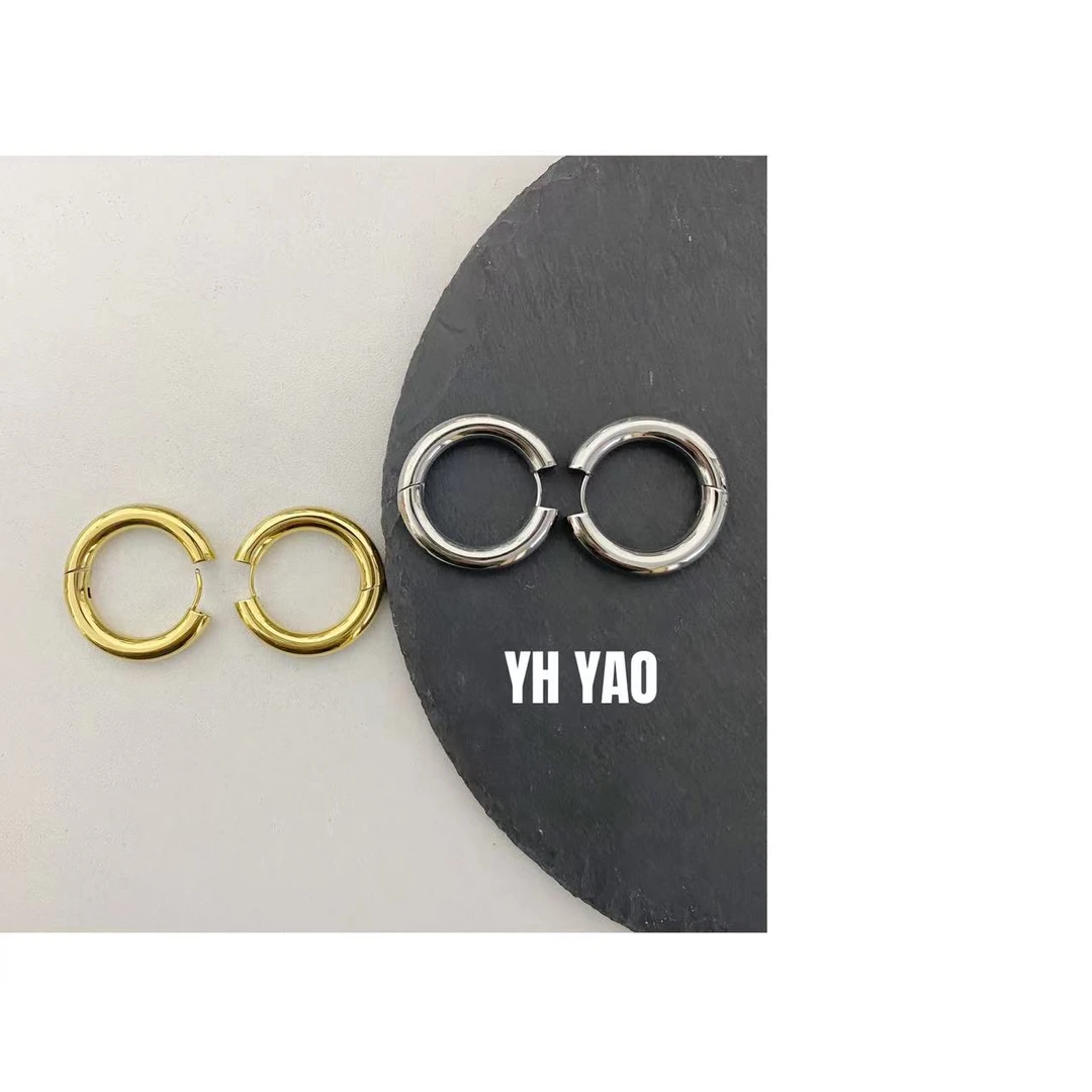 YH·YAO/姚雨何 钛钢耳饰 2025新款小众气质简约素圈冷淡风耳环