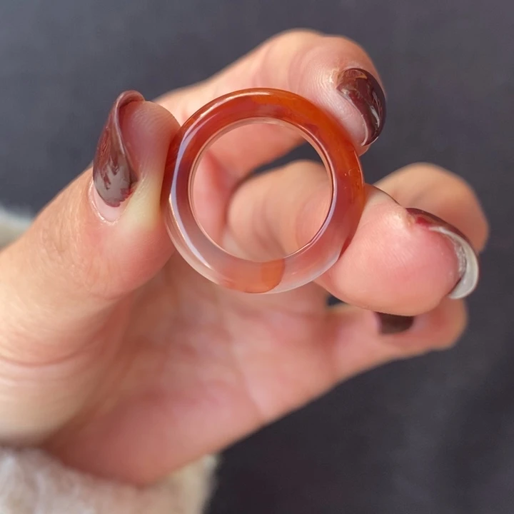 南红玛瑙未镶嵌戒指