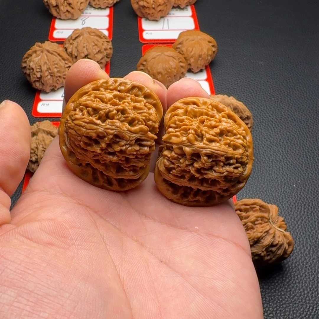 文玩核桃吊坠16南疆石44尺