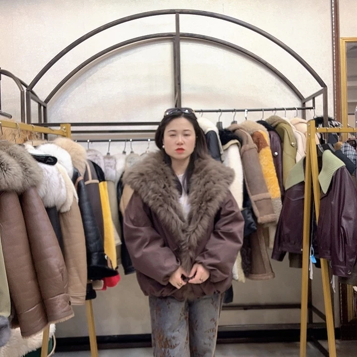 真皮皮衣狐狸毛领羽绒内胆140斤以内备注身高体重