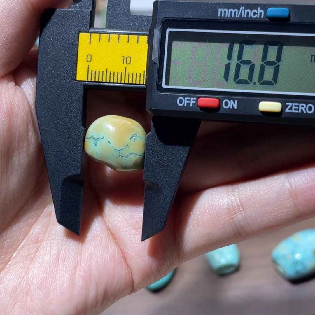 绿松石未镶嵌桶珠