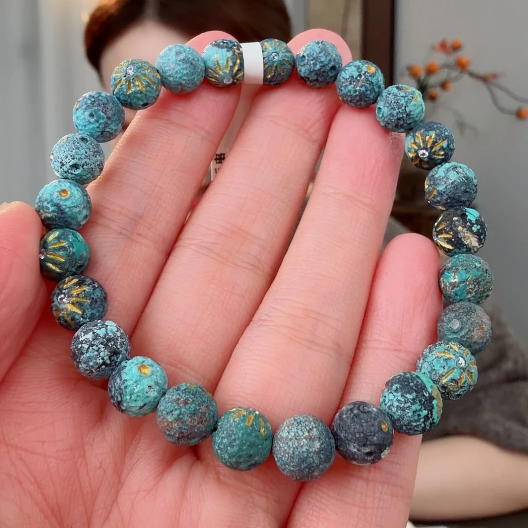 绿松石未镶嵌珠宝奇石