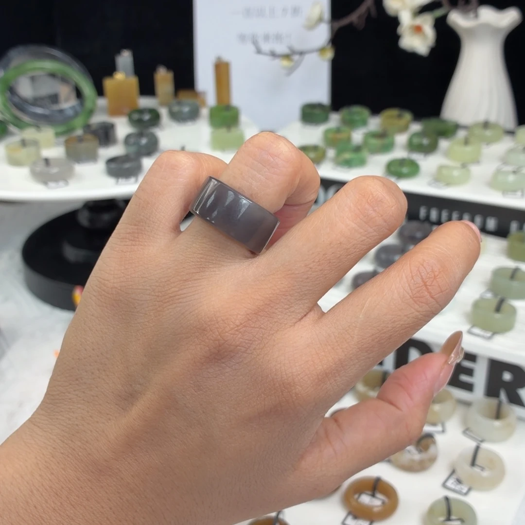 和田玉（糖玉）未镶嵌戒指Q148紫罗兰圆切16.4不退换