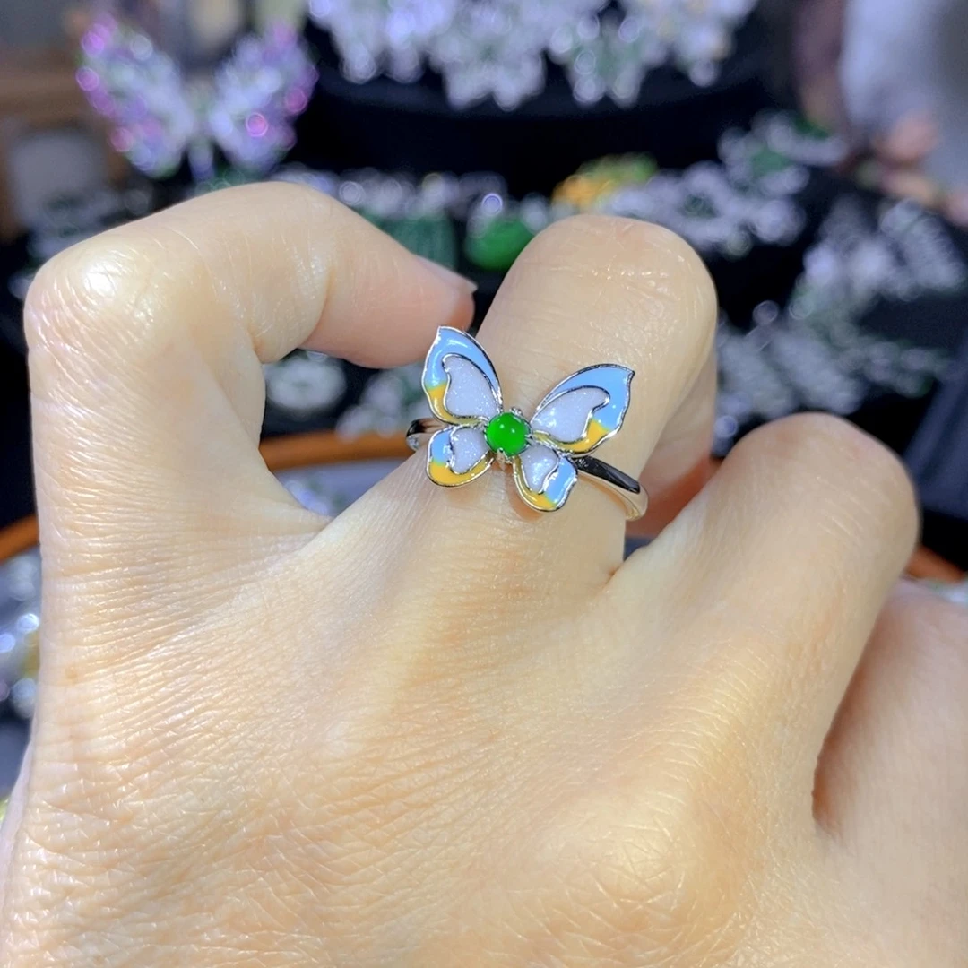 翡翠颈饰银S925镶嵌天然翡翠