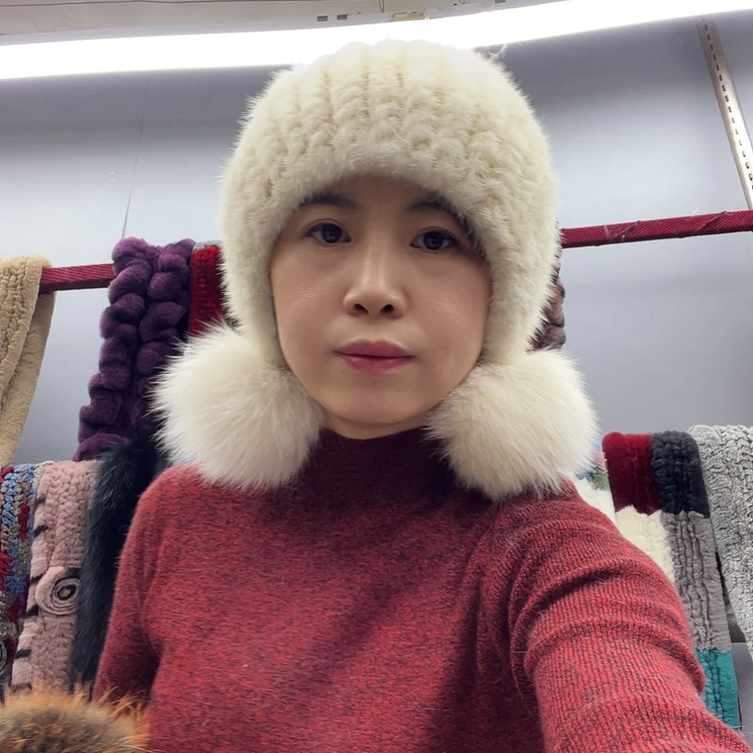 美丽诺羊毛米色帽子