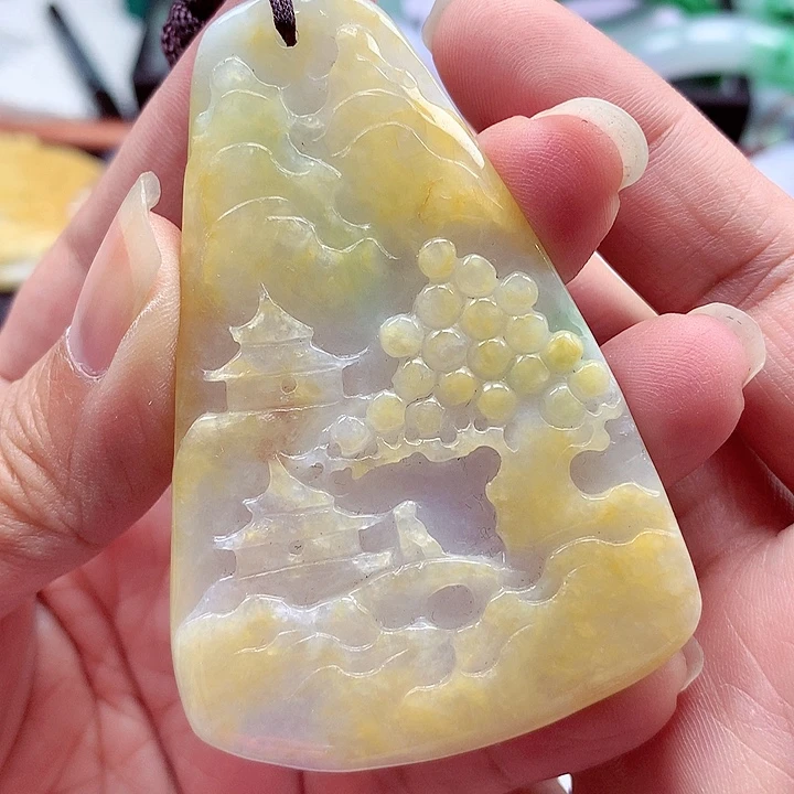 翡翠未镶嵌颈饰翡翠