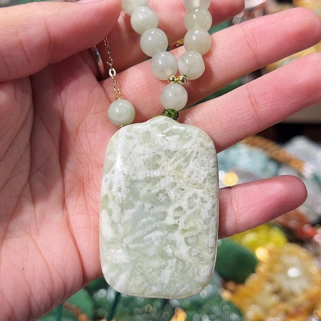 未镶嵌岫玉毛衣链