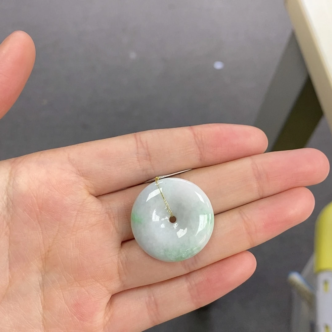 【闪购商品】翡翠颈饰未镶嵌平安扣