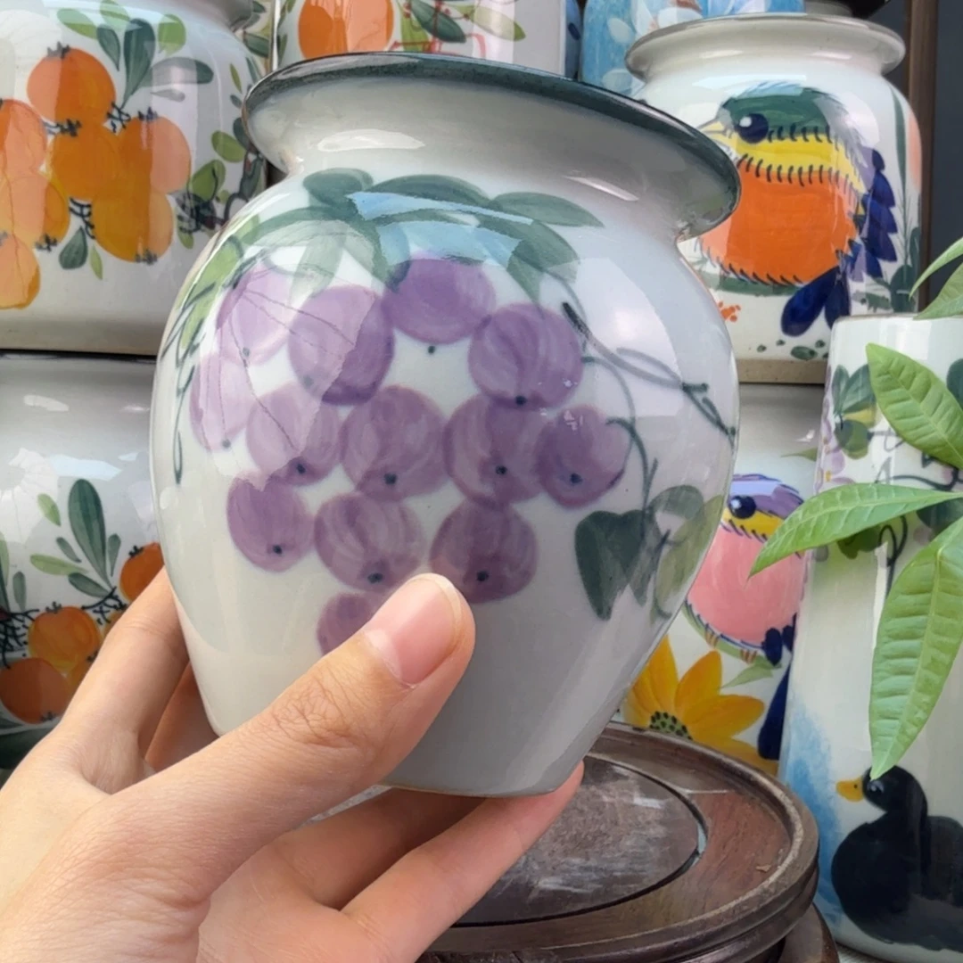 景德镇纯手绘陶瓷花瓶